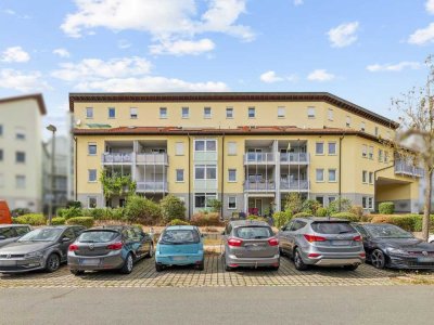 Attraktive 3-Zimmer-Wohnung mit Balkon, Aufzug und Tiefgaragenstellplatz in Erlangen-Büchenbach