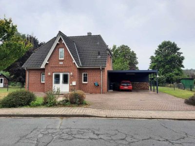 Schönes Zuhause mit tollem Garten