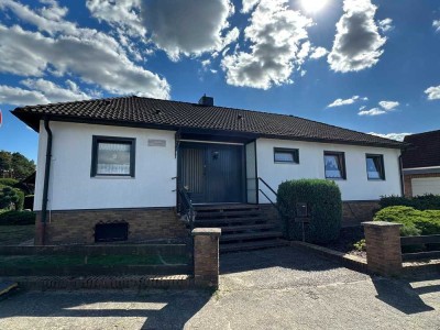 Gepflegter Bungalow in Gifhorn mit Vollkeller & Garagen