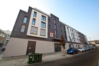 Modern, zentral & gut geschnitten - 4-Zimmer Dachgeschosswohnung in Kornwestheim zu vermieten!