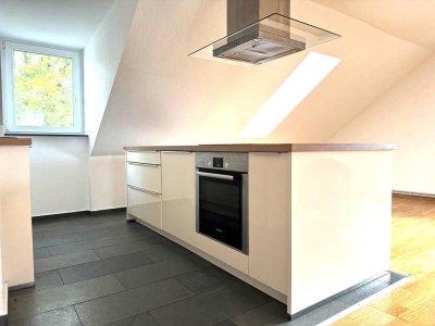 loftartige 2 Zimmer DG Wohnung - sofort bezugsfertig