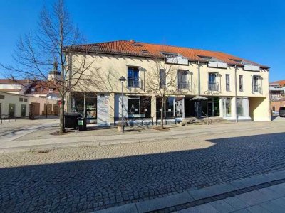 Helle 3-Raumwohnung mit Galerie über zwei Etagen und Balkon