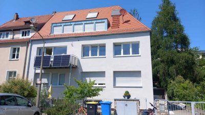 Geschmackvolle 4,5-Raum-Maisonette-Wohnung mit gehobener Innenausstattung in Nürnberg / Zabo