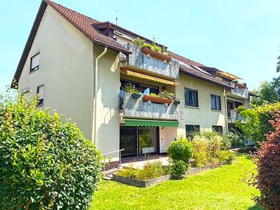 Schnäppchenpreis - gepflegtes Dachatelier in gefragter Lage in Oberursel