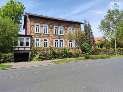 Fachwerk-Dreifamilienhaus in zentraler Lage