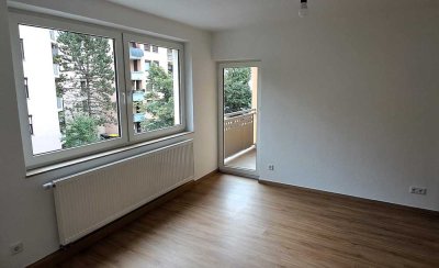 Schöne renovierte 2-Zimmer-Wohnung in hervorragender Lage (Stadtteil Rennweg, verkehrsberuhigt)