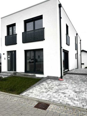 Geräumige 4-Zimmer Wohnung in Hardthausen am Kocher