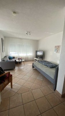 Möblierte und freundliche 1-Raum-Pendler-Erdgeschosswohnung mit EBK in Bad Bellingen/Bamlach