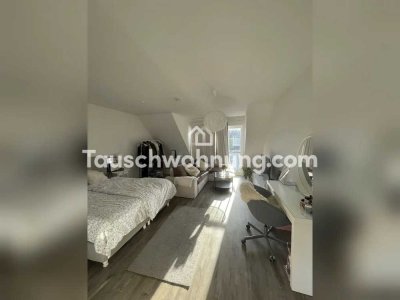 Tauschwohnung: 1 Zimmer Dachgeschoss mit Balkon Nippes