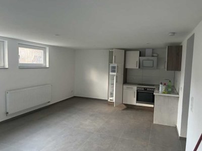 Uhlandstraße 2, 72661 Grafenberg