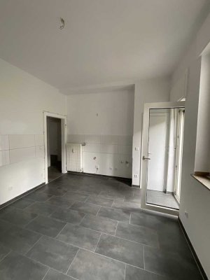 Zentrale 2-Zimmer Wohnung mit Balkon..