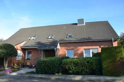 Wasbek-Bullenbek -- Top-modernisierte 3-Zimmer-Erdgeschosswohnung