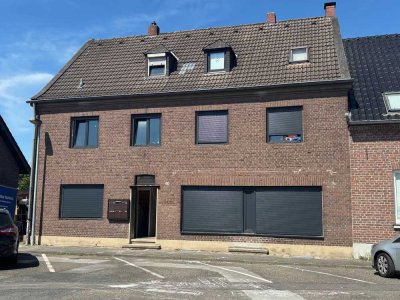 Warme, helle, frisch renovierte, ca. 59m^2, 2,5 bis 3 Z DGW in absoluter A Lage von Tönisvorst Vorst