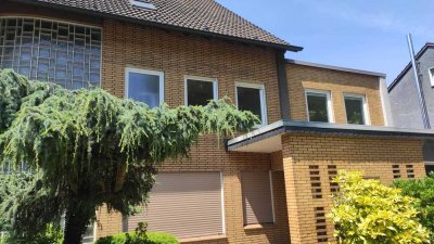 NEU 2 ZI DACHGESCHOSS, TEILMÖBL., EINBAUKÜCHE, KEIN BALKON, ZENTRAL BO WERNE KLEINE ANLAGE, ZUR UNI