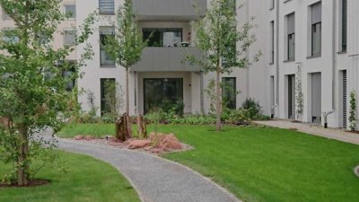 Hochwertige 4-Zimmer-Erdgeschosswohnung zentrumsnah im Grünen