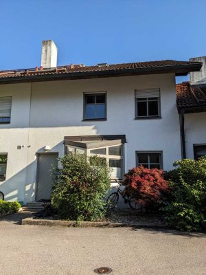 Ruhiges, großes RMH mit Südgarten - BADSANIERUNG 2025 - nahe Franz-Heidinger-Str.