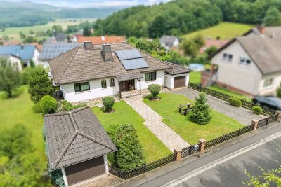 Wohnen auf einer Ebene! TOP-EFH mit ELW in schönster Wohnlage