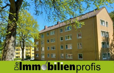 53121 - Helle 3-Zimmer-Wohnung mit Tageslichtbad