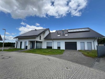 Exklusives Einfamilienhaus mit Einliegerwohnung in Düren-Rölsdorf