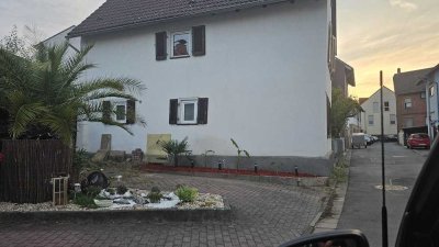 1500 € - 90 m² - 3.0 Zi.