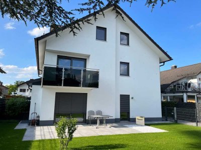 Eine echte "Perle" mit Privatgarten! Außergewöhnliche Wohnung auf zwei Ebenen