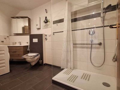 3 Zimmer Wohnung in Taunusstein Hahn 67m.Dachgeschoss ohne Balkon (Kein Aufzug)