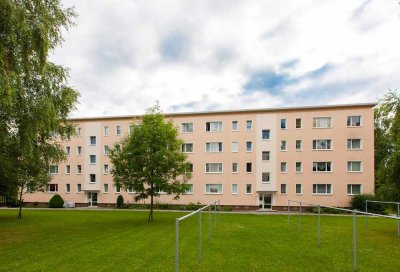 Für Senioren: Ruhige 3-Raum-Wohnung mit Balkon in Schönefeld