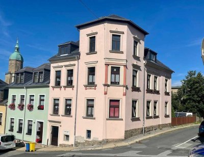 Teilsaniertes Altstadthaus im historischen Zentrum