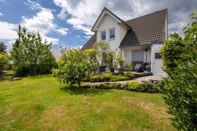 Seelscheid: Junges und freistehendes Einfamilienhaus sucht neue Familie!