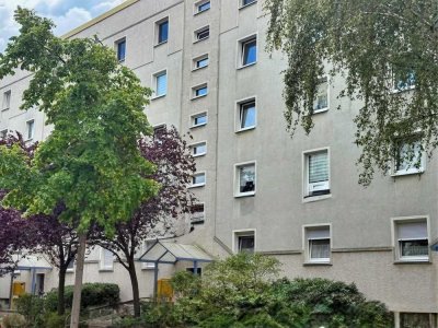 Ganz Oben Wohnen!  
Vermietete Zweiraumwohnung  in der Spremberger Vorstadt  – Nähe MUL Carl-Thiem