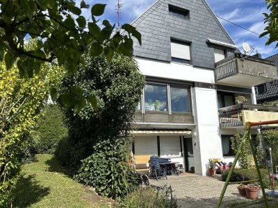 Von Privat: 2-Familienhaus in Echterdingen mit schöner Aussicht