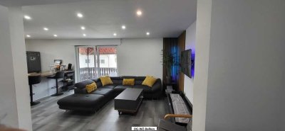 Provision frei: komplette renoviertes 2 Generationenhaus/ Zweifamilienhaus