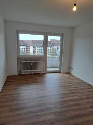 Sanierte Wohnung mit drei Zimmern und Balkon in Frankenthal