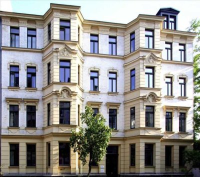 Stilvolle Wohnung 1.OG im kernsanierten, denkmalgeschützten Altbau