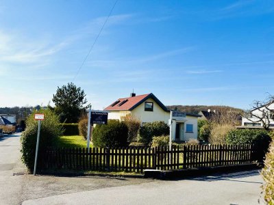+++ Charmantes kleines Haus mit großzügigem Grundstück in Wuppertal-Am Anschlag +++