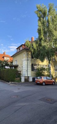 Saniertes großes Einfamilienhaus mit kl. Garten in Weimar-Parkvorstadt (Ensemble Großmutterleite)
