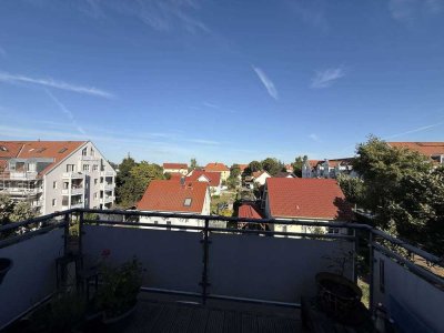 leerstehende 3 Zimmer Maisonette Wohnung mit Balkon und hochwertiger Einbauküche