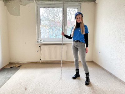 Es gibt viel zu tun - wir packen es an.  Zum November 2025 erstrahlt die Wohnung im neuen Glanz.