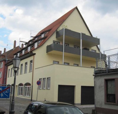 3-Zimmer-DG-Wohnung mit Balkon, Einbauküche und Garage im Rietviertel  in Villingen