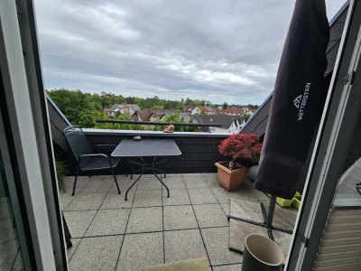 wunderschöne, helle 3 Zimmer Wohnung mit Loggia in Brühl