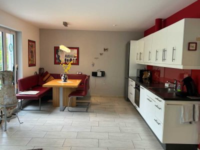 Ruhige 3-Zimmer-Wohnung bei Eichstätt mit großem Garten
