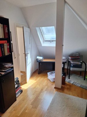 Charmante 3,5 - Zimmer-Wohnung in einer historischen Villa in TOP-Lage "Am Rosengarten" in Mainz