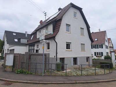 Einfamilienhaus mit Einliegerwohnung