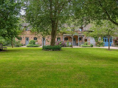 Exklusives Landgut mit Reitanlage im Naturpark Westensee