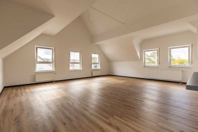 Hochwertige 3-Raum-Penthousewohnung mit gehobener Innenausstattung mit EBK in Kirchheim am Neckar