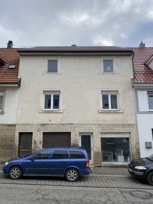 Günstiges 5-Zimmer-Haus in Ölbronn-Dürrn