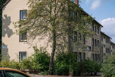 Helle Räume und sonnige Loggia in der Teichbreite