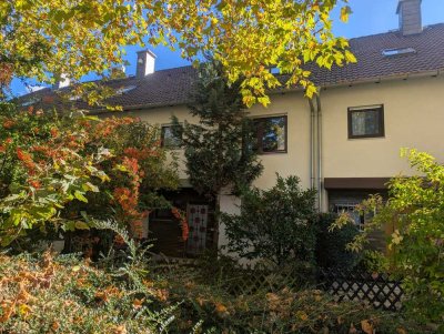 Gepflegtes Reihenmittelhaus mit 6 Zimmern in Hofheim-Marxheim