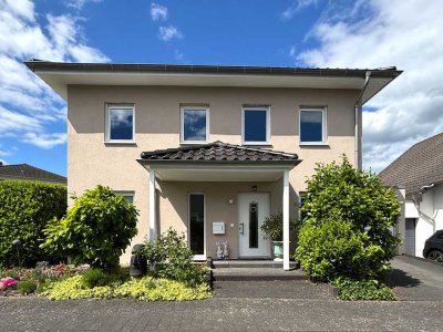 Riol: Exklusives Einfamilienhaus in Seenähe