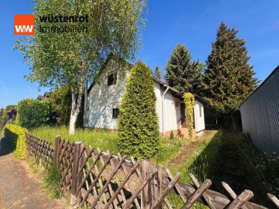 Einfamilienhaus mit großem Grundstück und vielseitigem Potenzial in ruhiger Lage